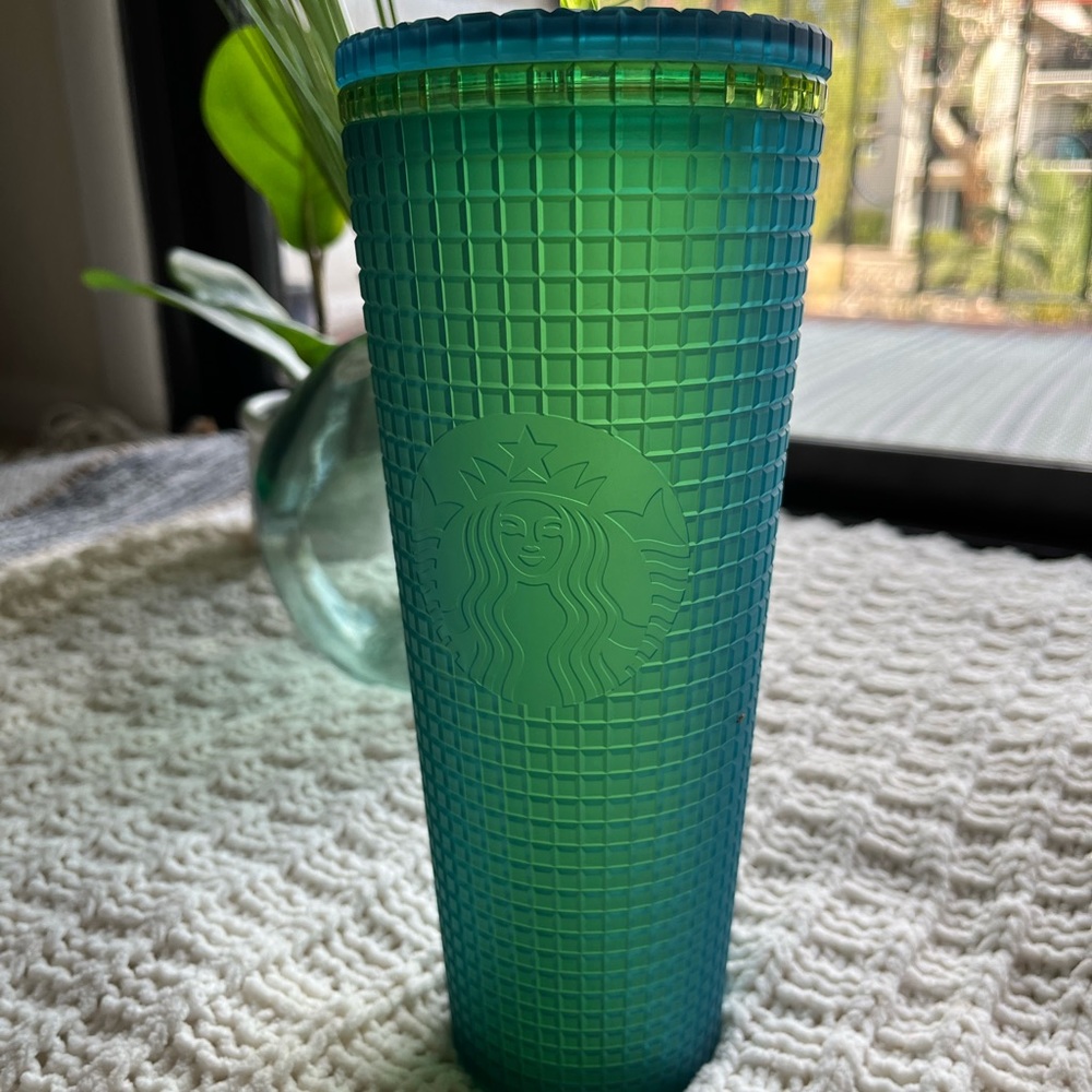 Green/Yellow - Venti Starbucks,